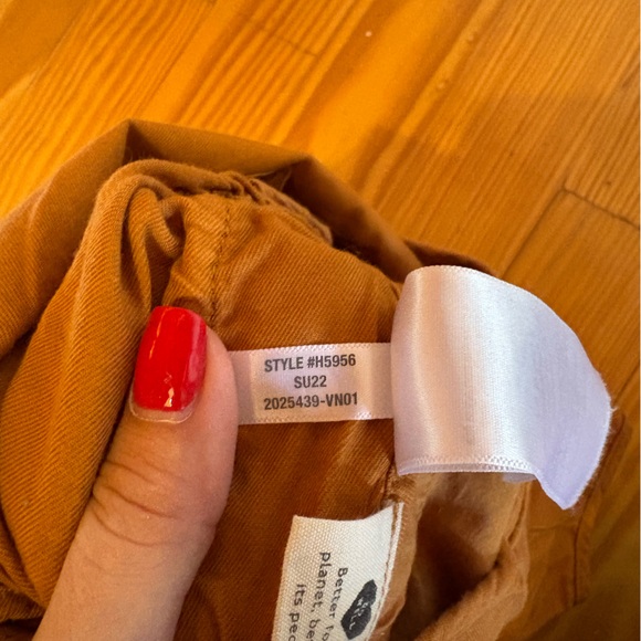 Madewell Mustard Athletic Shorts - Picture 4 of 4